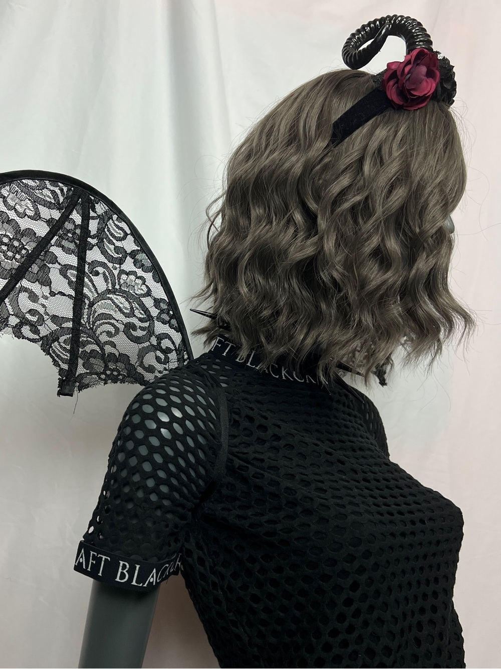 Black & Red Wine Roses Horns & Wings Halloween Set